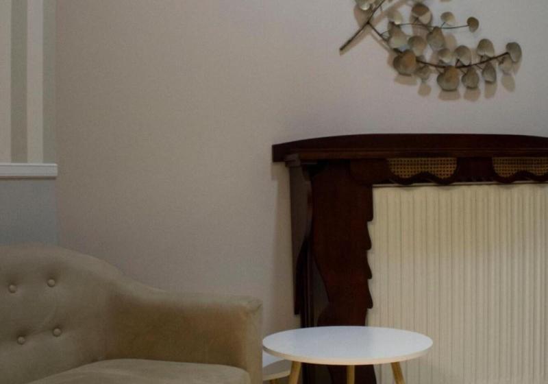 בית מלון כפרי Hostal Alda Rio Duero