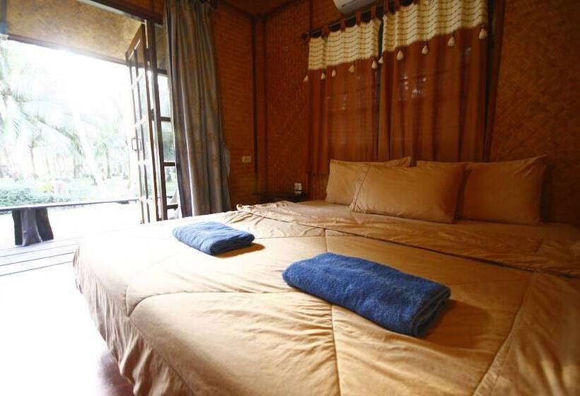 هتل Koh Kood Neverland Beach Resort