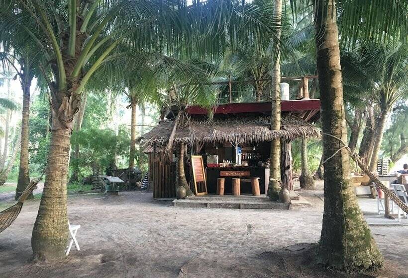 هتل Koh Kood Neverland Beach Resort
