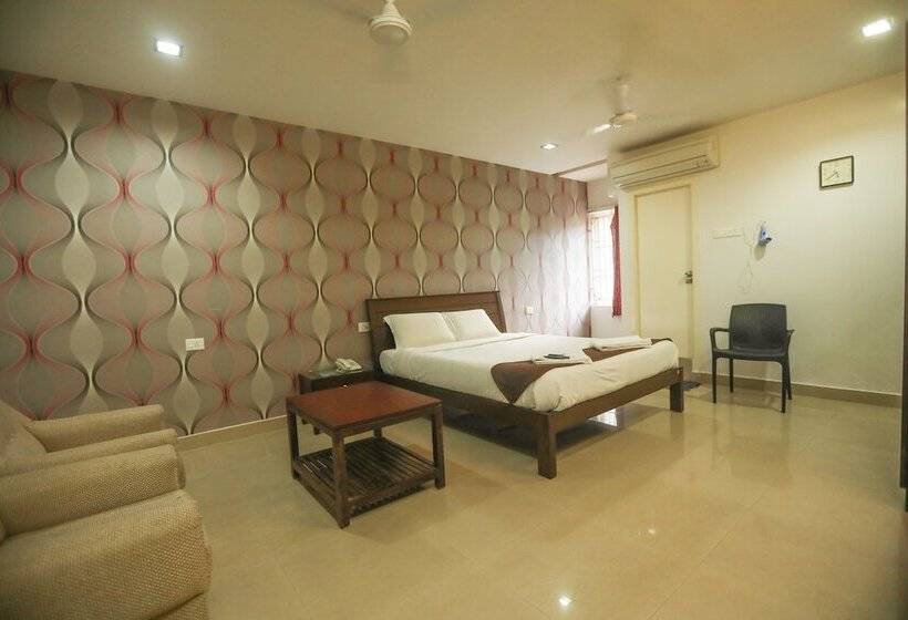 בית מלון כפרי Ulo Aravindar Residency