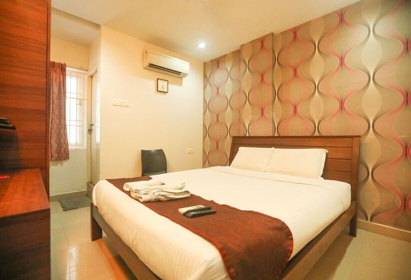 בית מלון כפרי Ulo Aravindar Residency