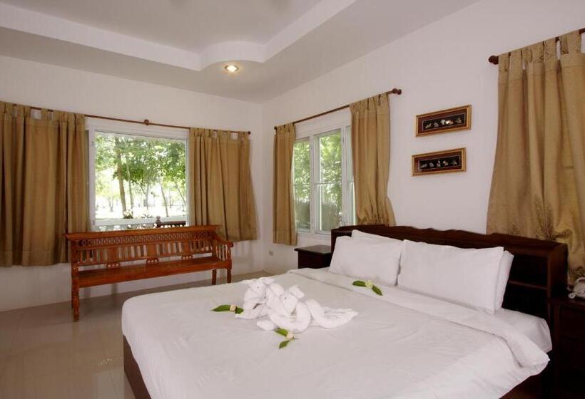 Racha Island Resort