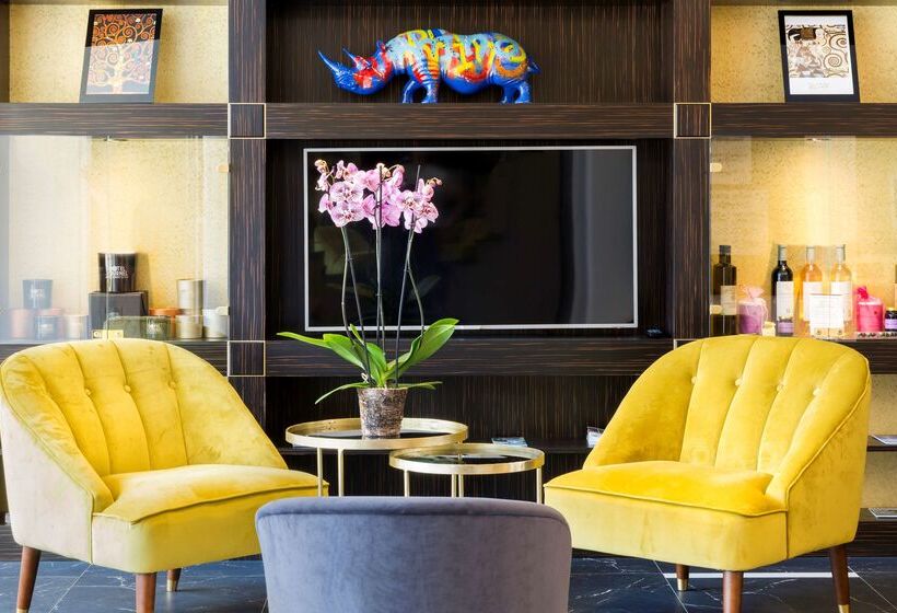 هتل Best Western Hôtel Journel Saint Laurent Du Var