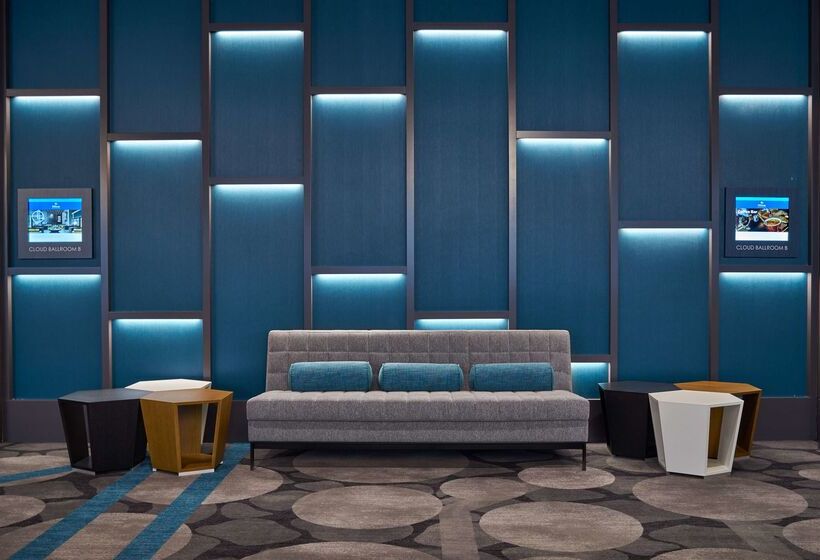 هتل Hilton Des Moines Downtown