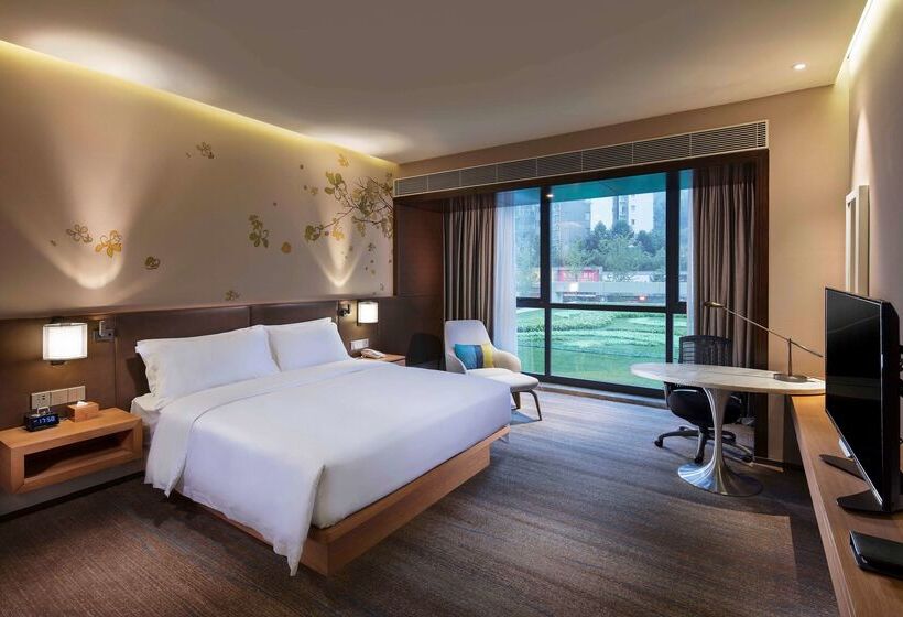 Отель Hilton Garden Inn Shiyan