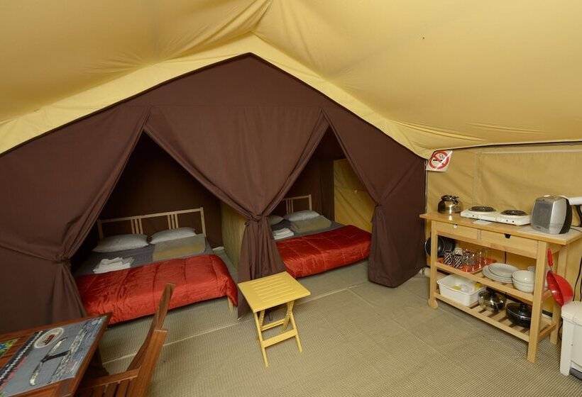 בית מלון כפרי Les Prets A Camper Du Camping Tadoussac
