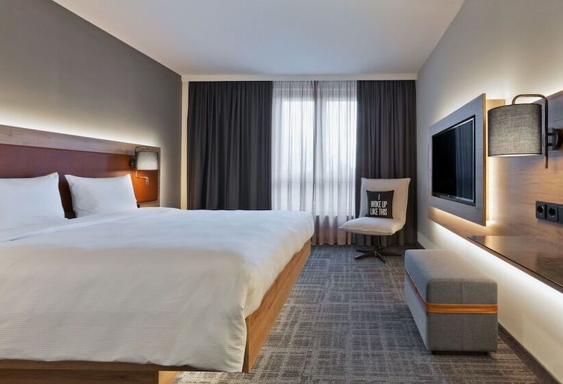 ホテル Moxy Berlin Humboldthain Park