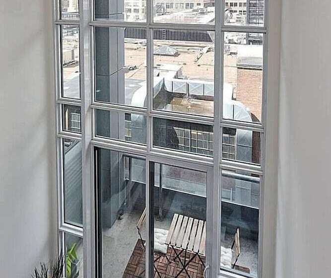 Lavish Suites   Two Story Loft   Downtown Toronto