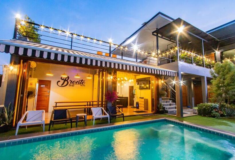 پانسیون Bronte Bnb