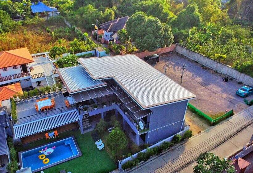 پانسیون Bronte Bnb