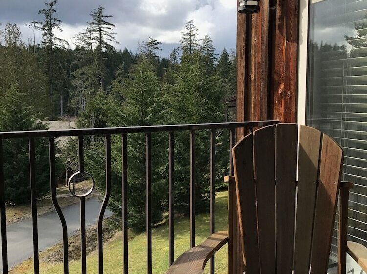 אתר נופש The Cottages On Salt Spring Island
