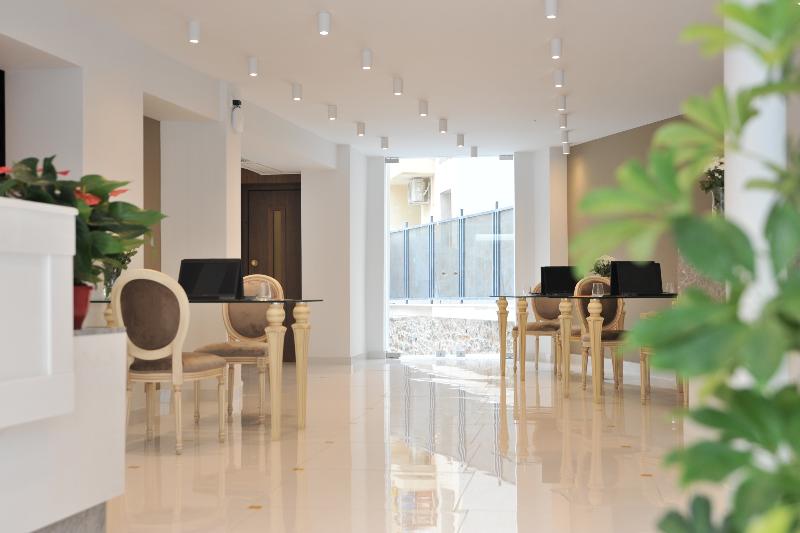 هتل Acropolian Spirit Boutique