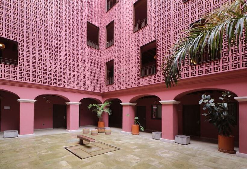 هتل City Centro By Marriott Oaxaca