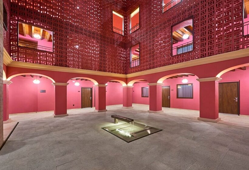 هتل City Centro By Marriott Oaxaca