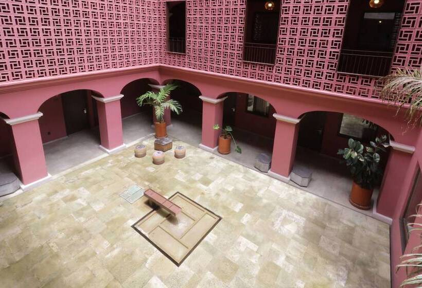 هتل City Centro By Marriott Oaxaca