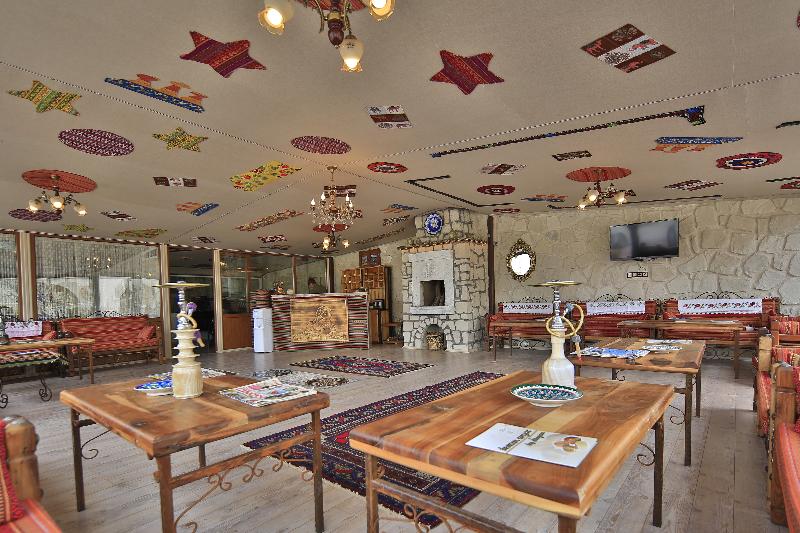 هتل Fosil Cave