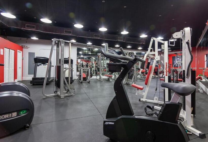 هتل Girasole Rentals Suites