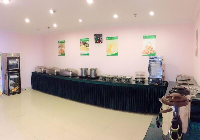 בית מלון כפרי Greentree Inn Shanghai Songjiang Xinqiao Jiuxin Road Express