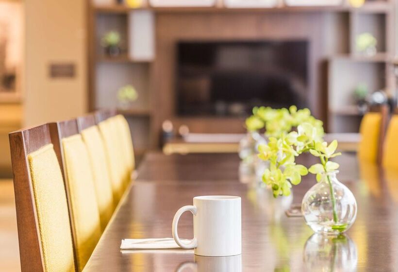 فندق Hampton Inn By Hilton Tijuana