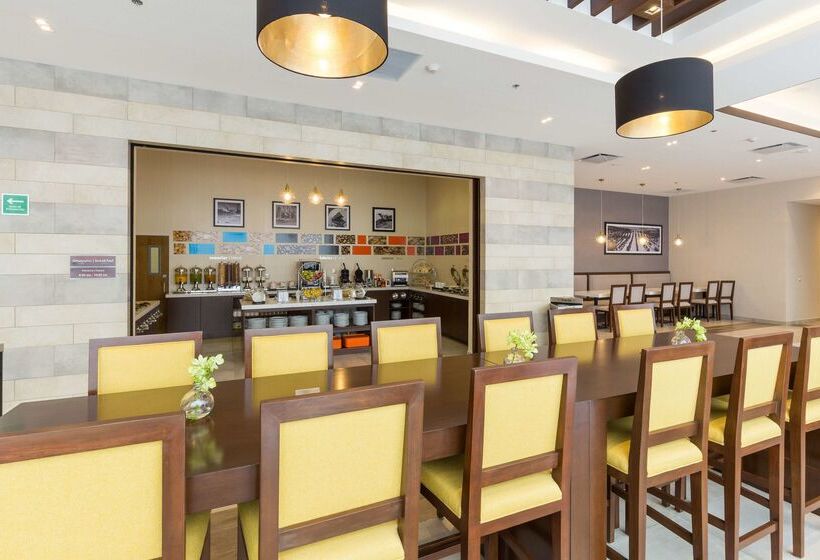 فندق Hampton Inn By Hilton Tijuana