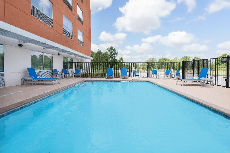 هتل Holiday Inn Express & Suites Bryan   College Station, An Ihg