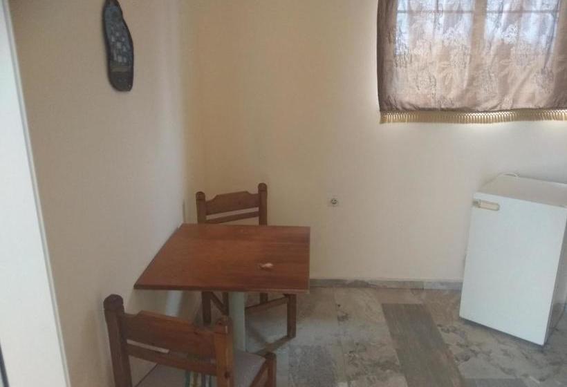 هتل Jack's Apartments