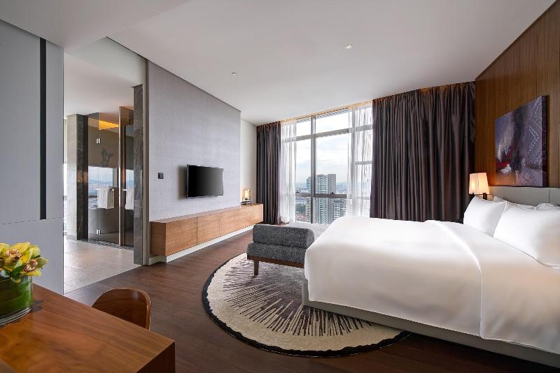 هتل Le Meridien Petaling Jaya