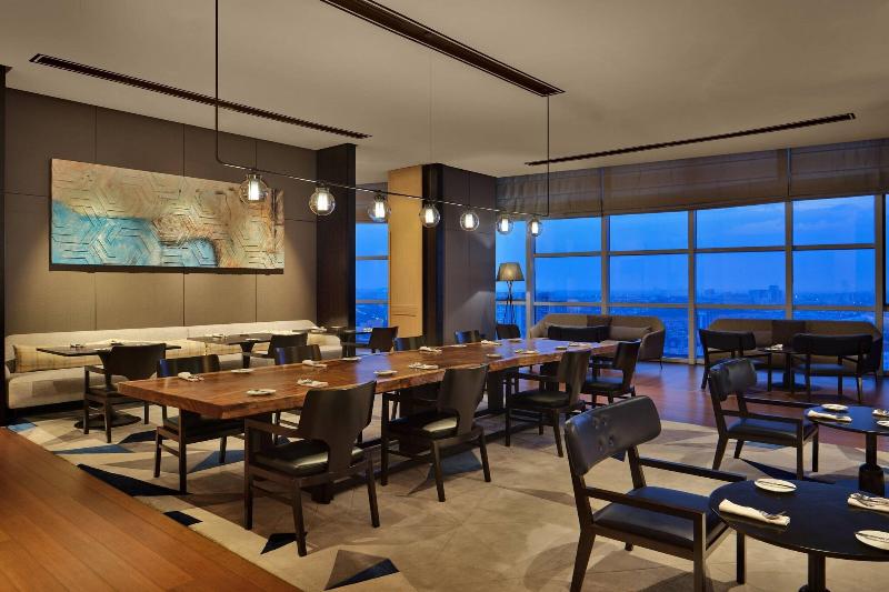 هتل Le Meridien Petaling Jaya