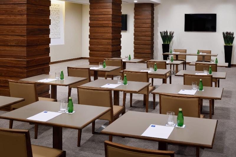 هتل Protea Constantine