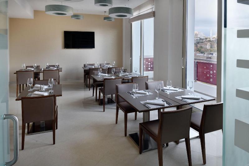 هتل Protea Constantine