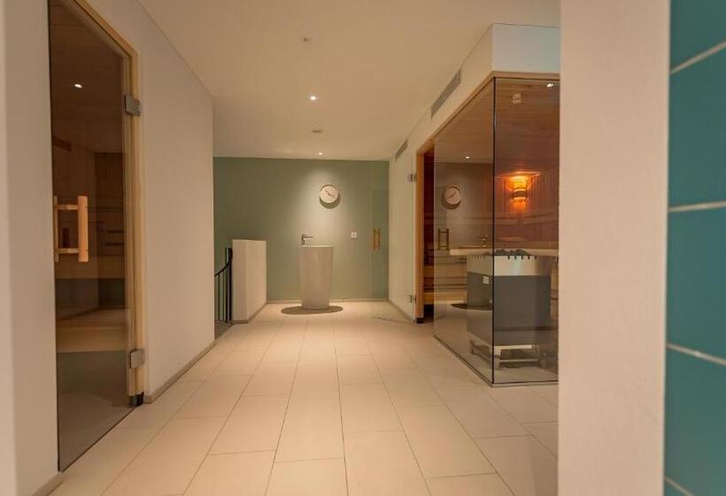 ホテル Restaurant La Siala