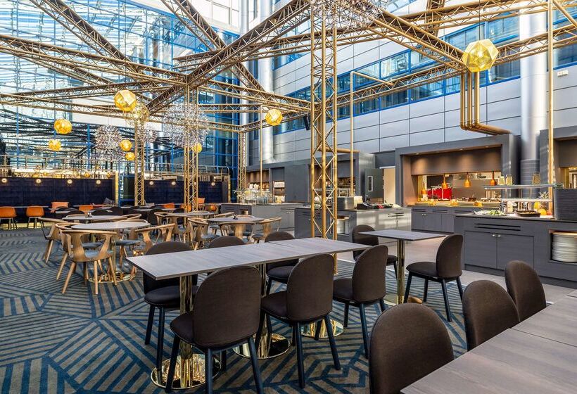 هتل Scandic Helsinki Airport