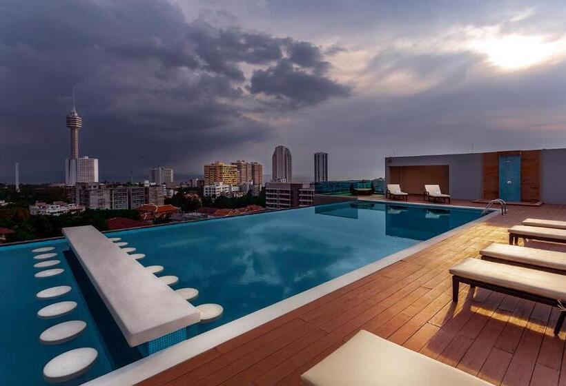 هتل Unique Regency Pattaya