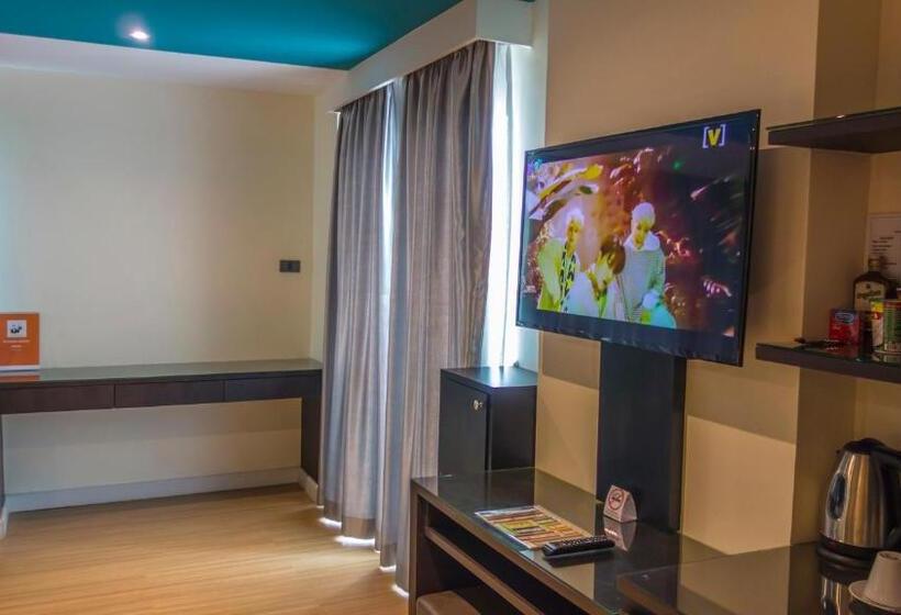 هتل Unique Regency Pattaya