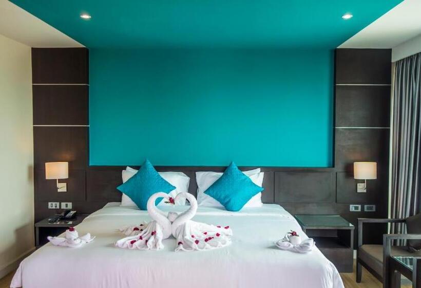 هتل Unique Regency Pattaya