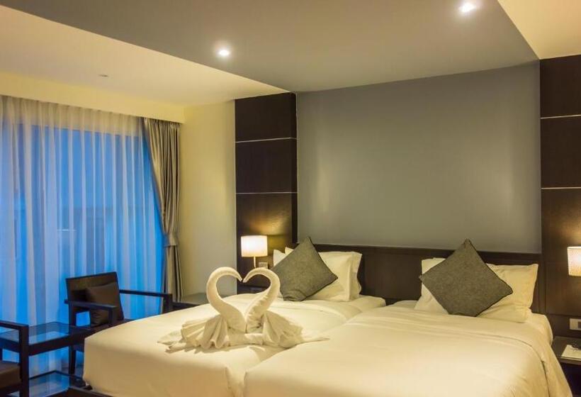 هتل Unique Regency Pattaya