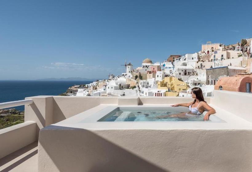 هتل Art Maisons Oia Castle