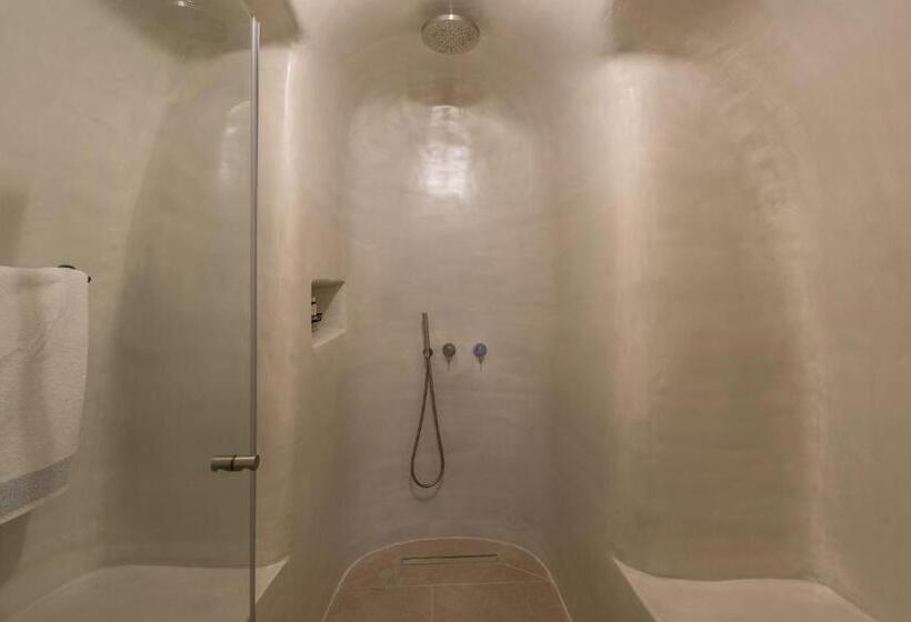 هتل Art Maisons Oia Castle