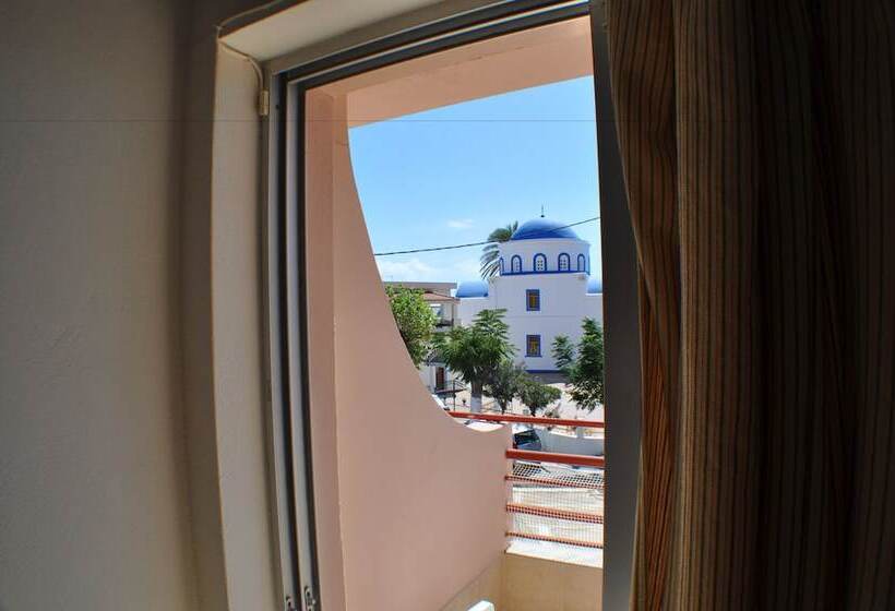 هتل Zouboulia Apartments