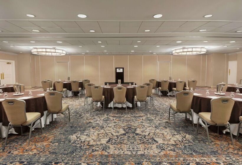 酒店 Doubletree By Hilton Mclean Tysons