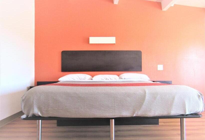 Motel 6 White, Ga   Cartersville