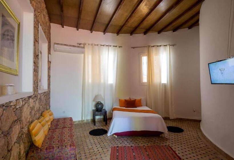 تختخواب و صبحانه Mimid Dunes Beach