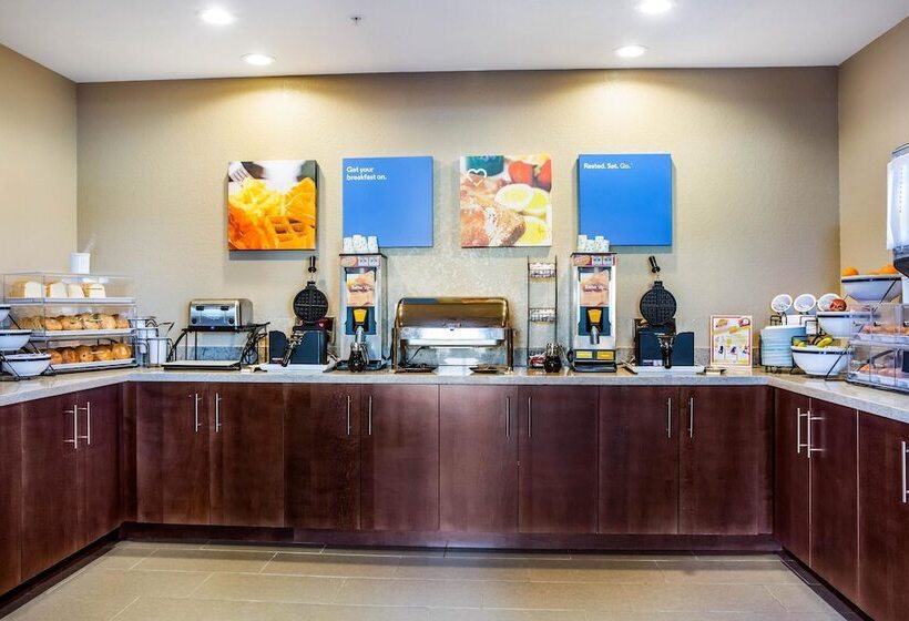 هتل Comfort Inn & Suites Niagara Falls Blvd Usa