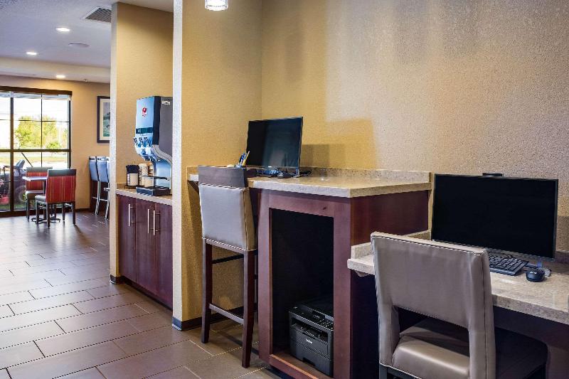 هتل Comfort Inn & Suites Niagara Falls Blvd Usa