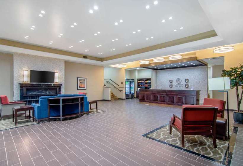 فندق Comfort Inn & Suites Shawnee  Kansas City