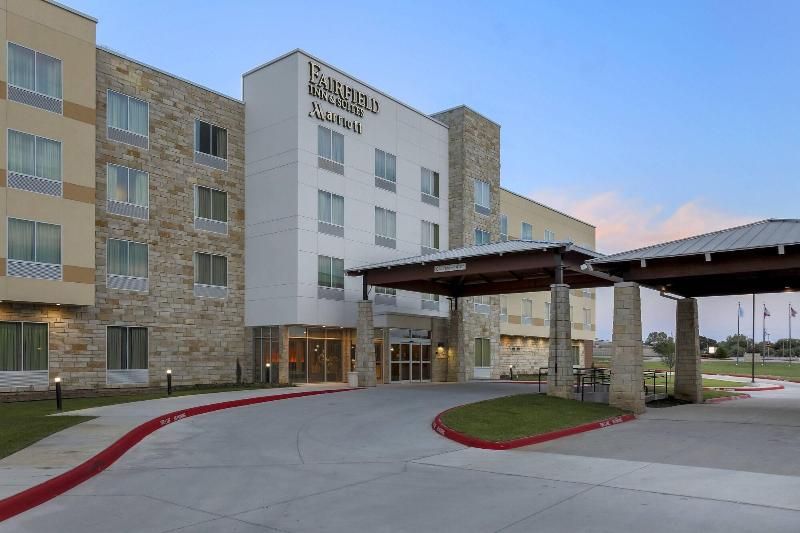 בית מלון כפרי Fairfield Inn & Suites By Marriott Decatur At Decatur Conference Center