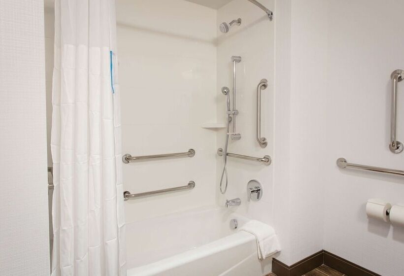 هتل Hampton Inn & Suites St. George, Ut