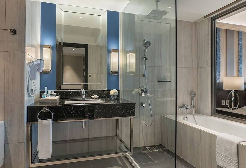 فندق Henann Palm Beach Resort