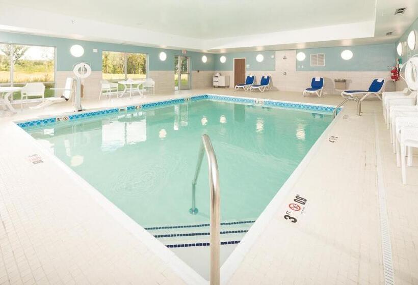 هتل Holiday Inn Express & Suites   Kalamazoo West, An Ihg