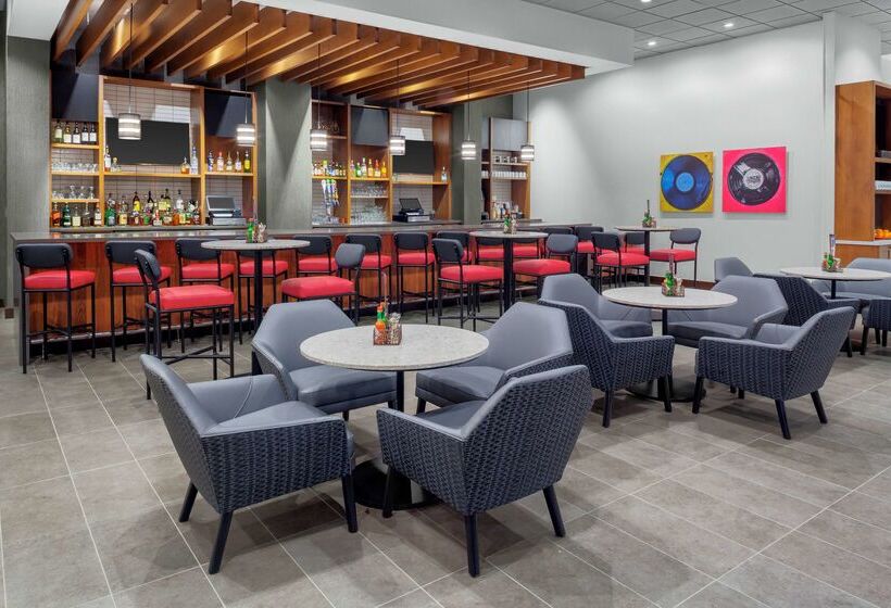 هتل Hyatt Place Athens/downtown